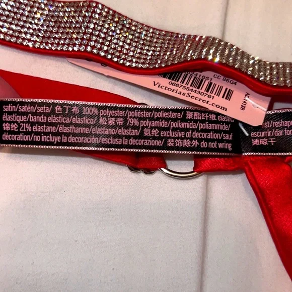 Bling Garter Belts Red and Black  (Victoria Secret) - Picture 5 of 6